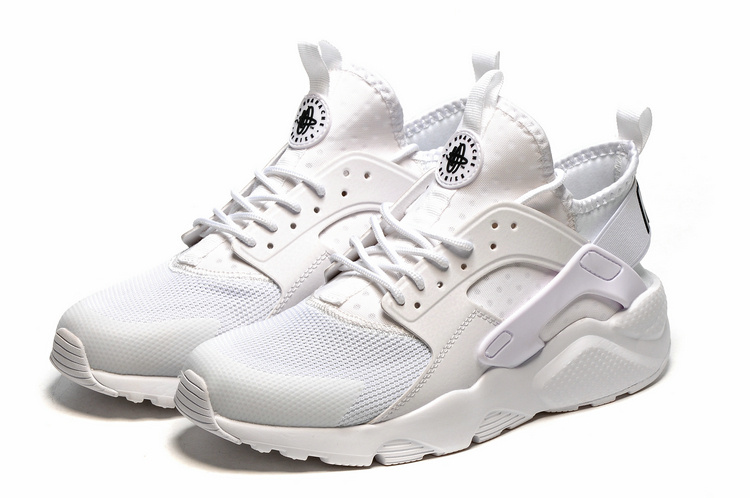 basket femme nike huarache run ultra